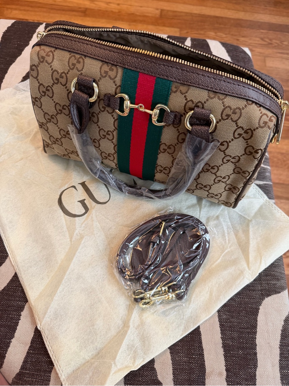Monogram bag - Picture 5 of 8
